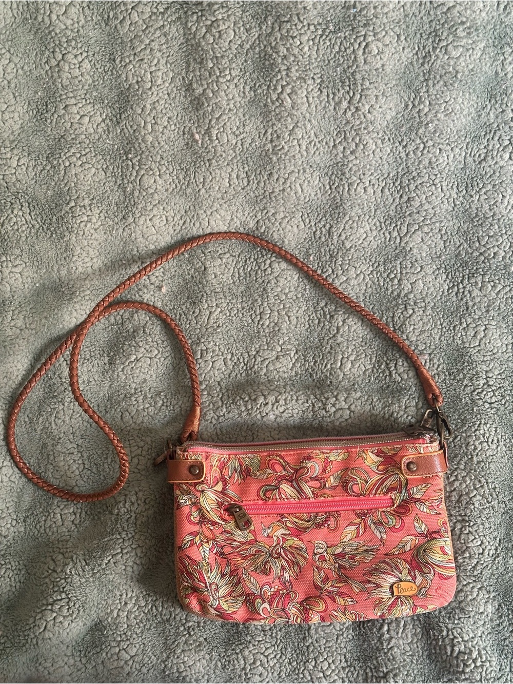 SAKROOTS Women's Pink Floral shoulder Bag